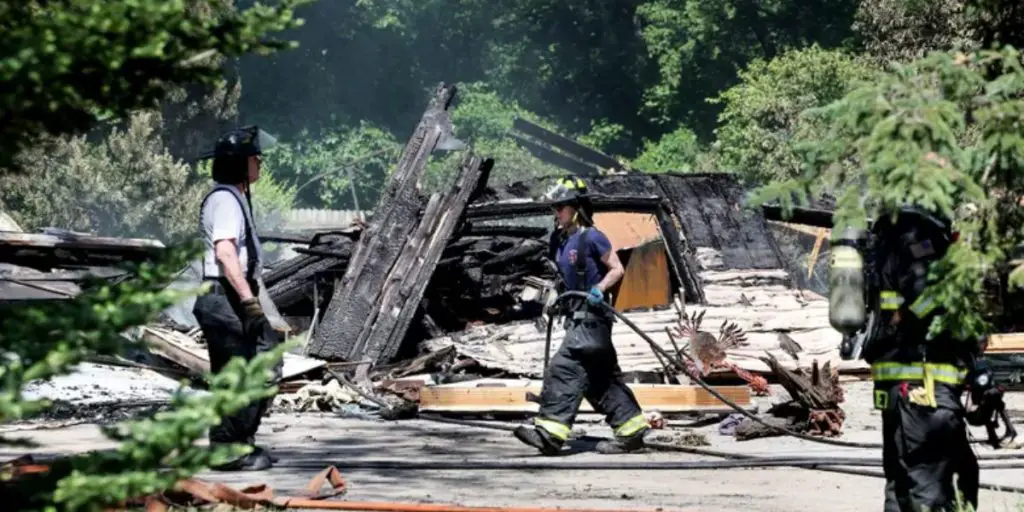 Wisconsin House Explosion Kills Two, Sparks Gunfire From Stored ...