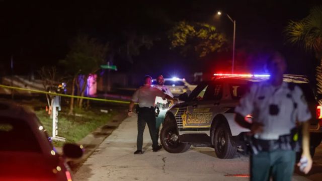 Police Florida Teen Kills Parents, Injures Deputy in Violent Shootout