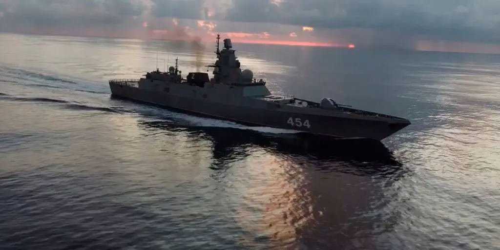 Tensions Rise As US Submarine And Russian Warships Converge In ...