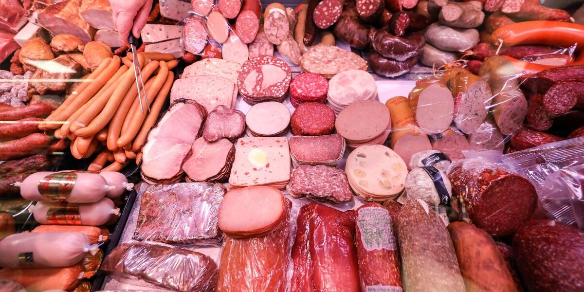 Bodega Deli Meats Linked to Listeria Outbreak in Tribeca, NYC 28 Hospitalized