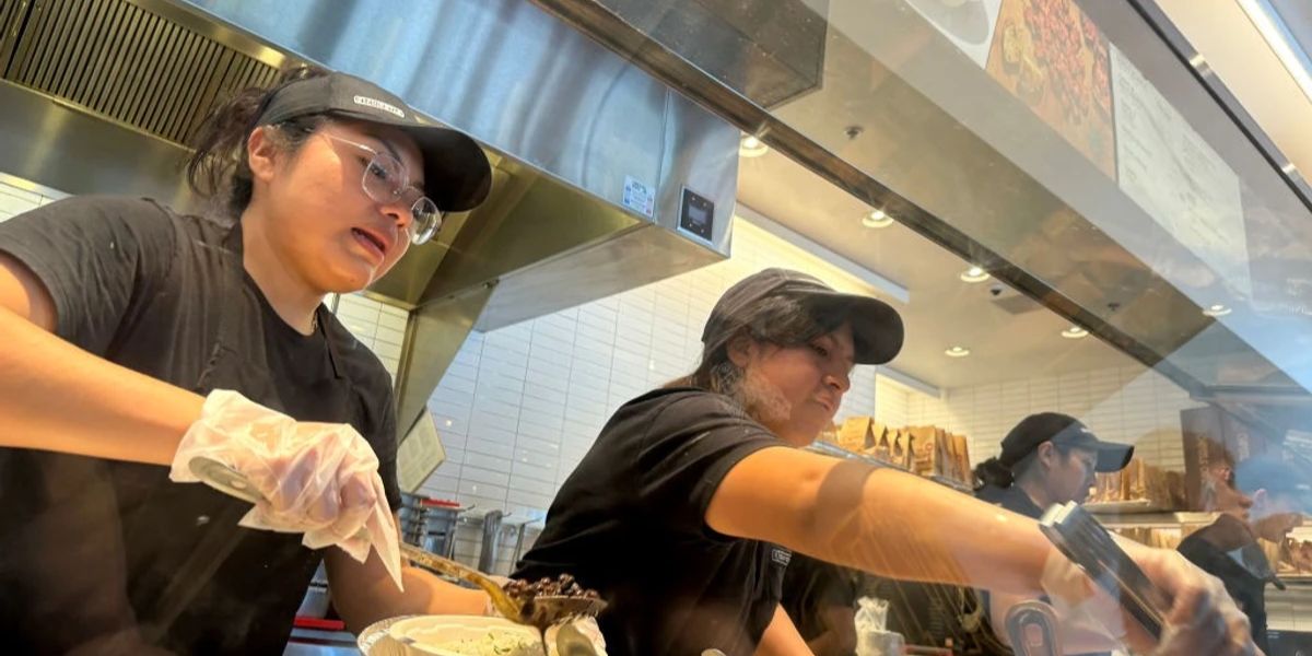 Reduced Hours for $20-an-Hour Fast Food Workers in California Raise Concerns