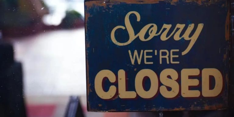 Unexpected News! Massive Chain's Sudden Closure Shocks Customers and