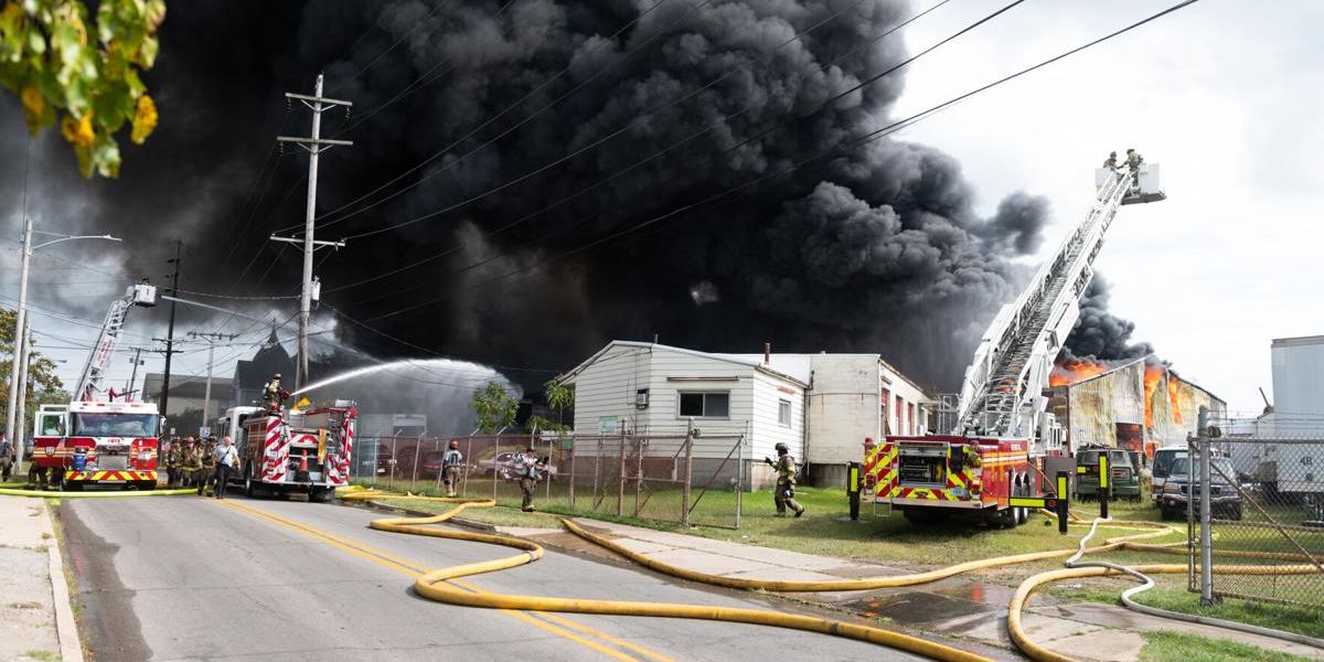 Annoying News! Fort Wayne Firefighters Face the Challenge of Containing Large Fire