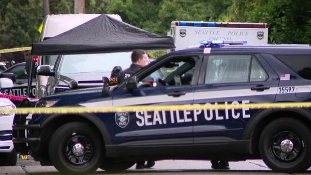 Seattle Police Investigate Deadly Carjacking: Woman Dragged and Killed as Suspect Escapes