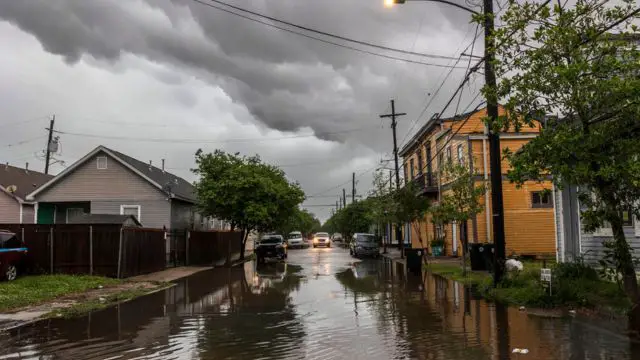 Severe Weather Alert Flash Flood Warning and Power Outages in Southeast Louisiana