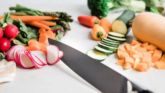 Knife Skills 101 5 Crucial Rules for Cutting Vegetables - Interesting Something For You