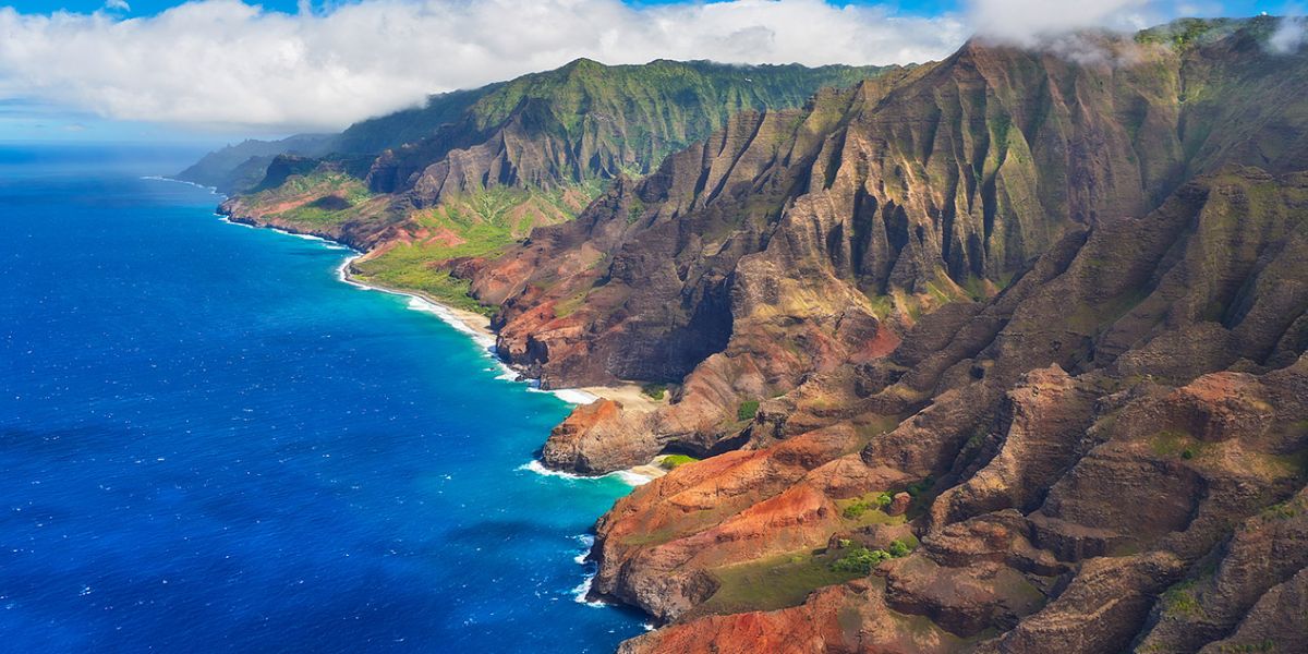 This Hawaiian City is Celebrated as the Most Beautiful: Here’s Why