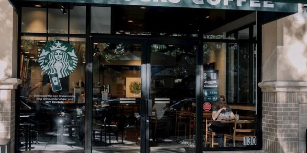 After 3 Decade Closing Bell! Starbucks Closes Historic Location in Depressed California Neighborhood After 30 Years