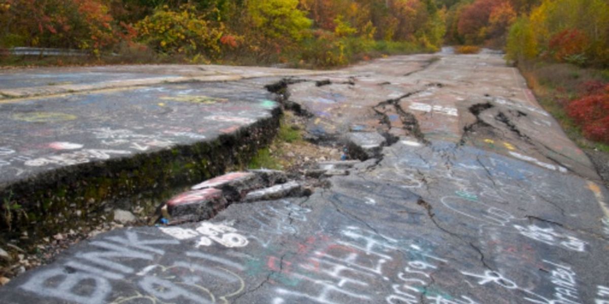 Visit Pennsylvania's 'Toxic Ghost Town' A Creepy Remnant That Resembles Silent Hill