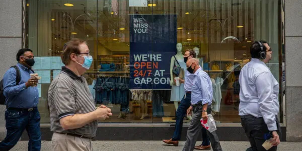 13 New York Stores Among the Closures as Clothing Chain Exits U.S. Market