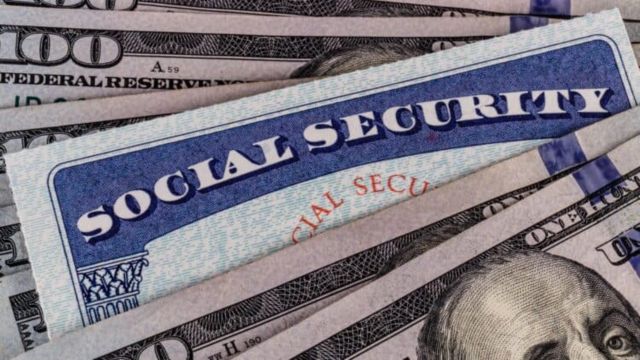 $300 Social Security Benefit Cut Confirmed: Sooner Than Expected Date Announced