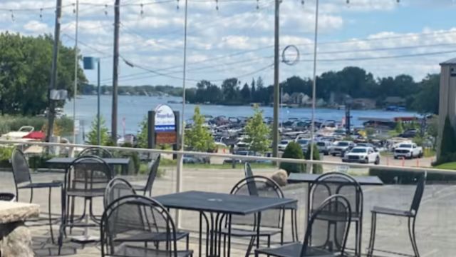 6 Ohio Waterfront Restaurants Where Delicious Meals Meet Incredible Views