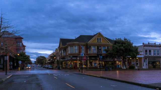 California Tops National Rankings for Best Retirement Towns in Safety and Wealth