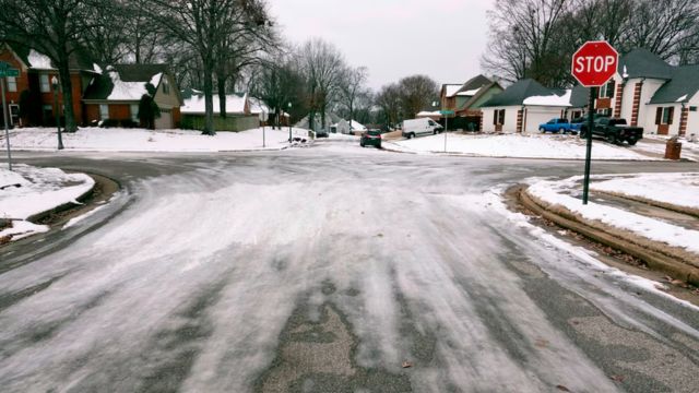 Heavy Frost and Freeze Warnings Issued for Parts of Oklahoma and Arkansas