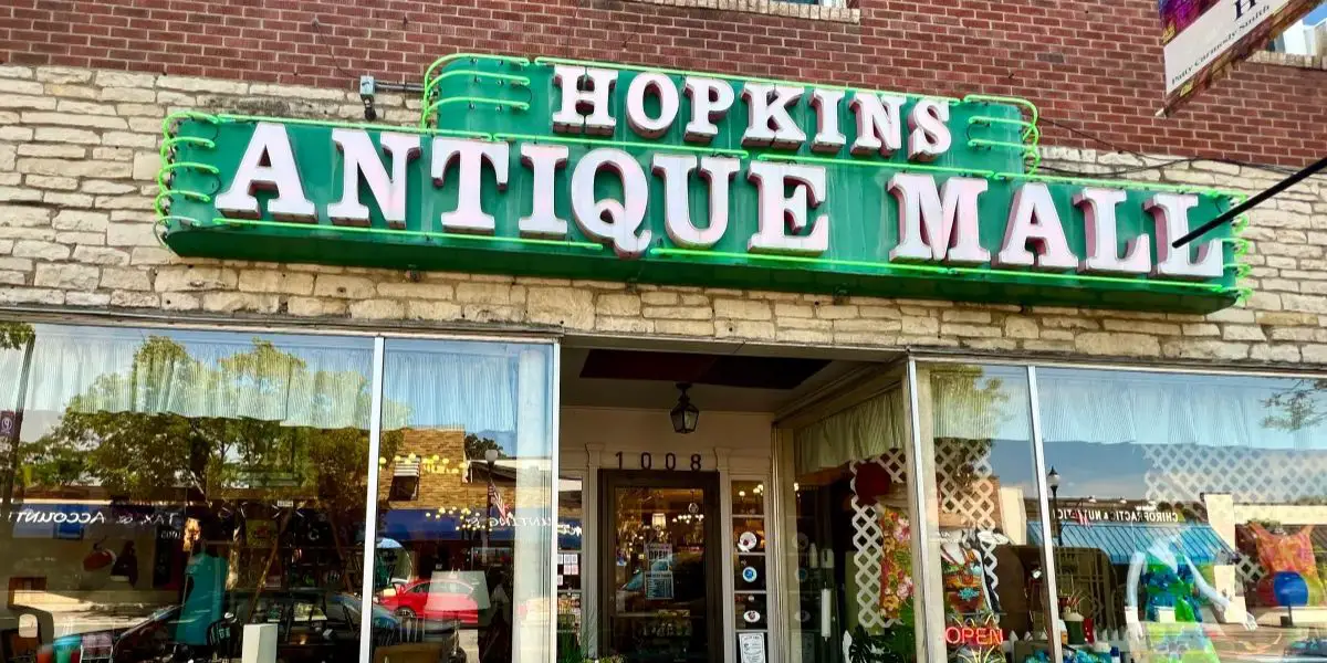 Minnesota’s Best-Kept Secret Antique Store Overflowing with Handmade Wonders