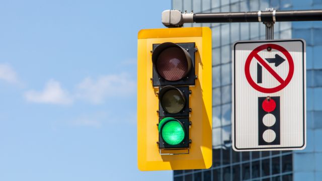 Right Turn on Red in Texas Important 2024 Updates Every Driver Should Know