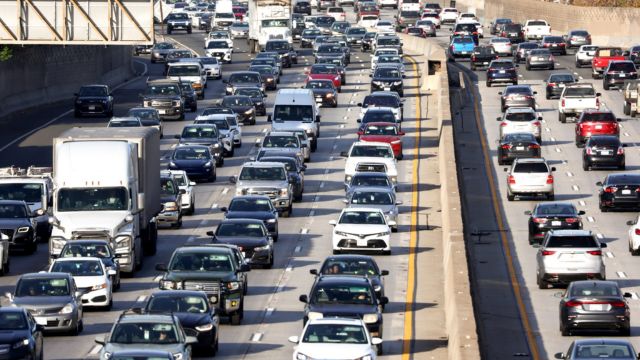 Thanksgiving Getaway Traffic New York Highway Set for 133% Delays During Peak Hours