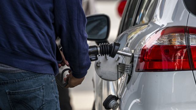 Charlotte Metro Drivers Celebrate Drop in Gas Prices Here’s Why It’s Happening