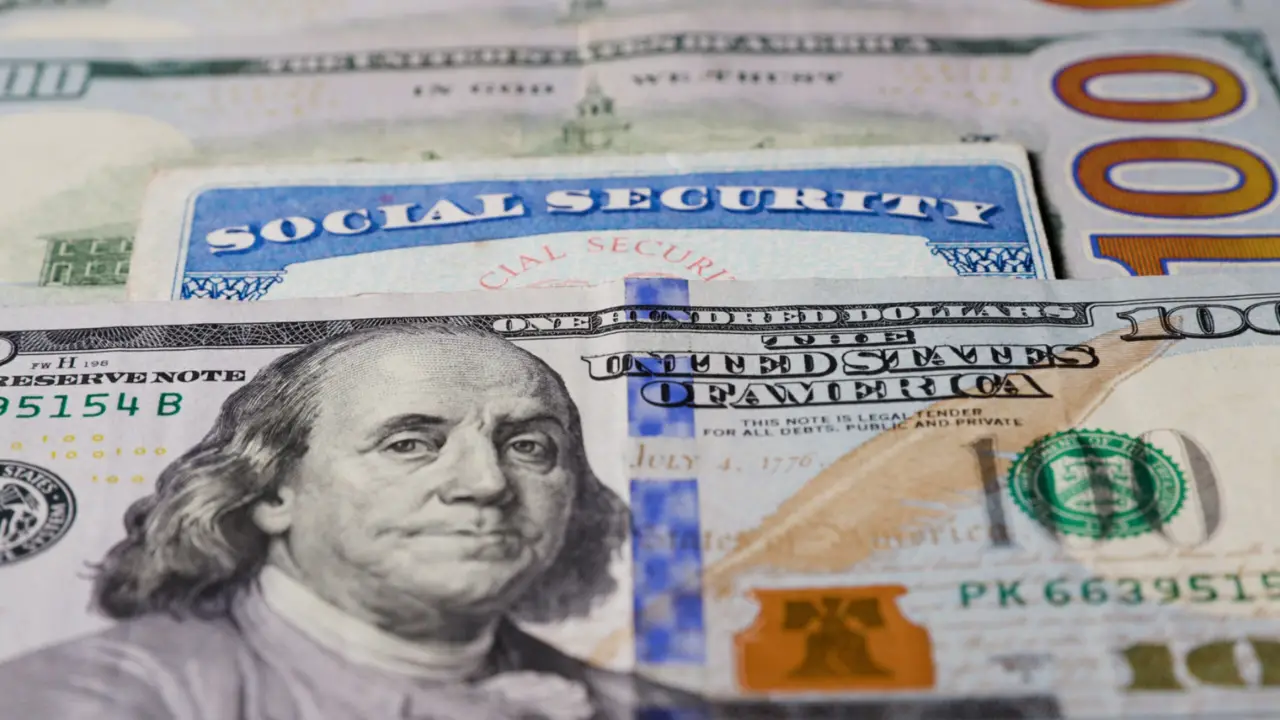 Good News for Struggling Families – $2,000 Stimulus Check Could Be Yours By December!