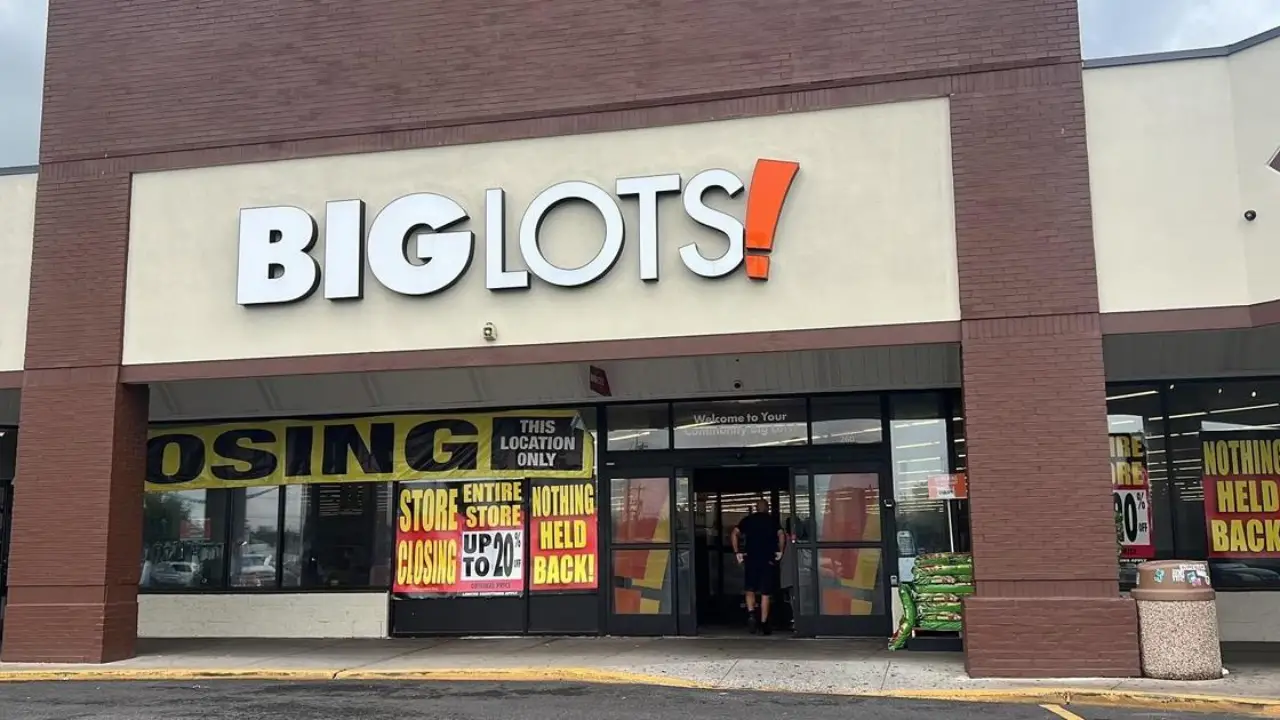 Big Lots Reaches Historic Deal to Ensure Hundreds of U.S. Stores Remain Open for Business!