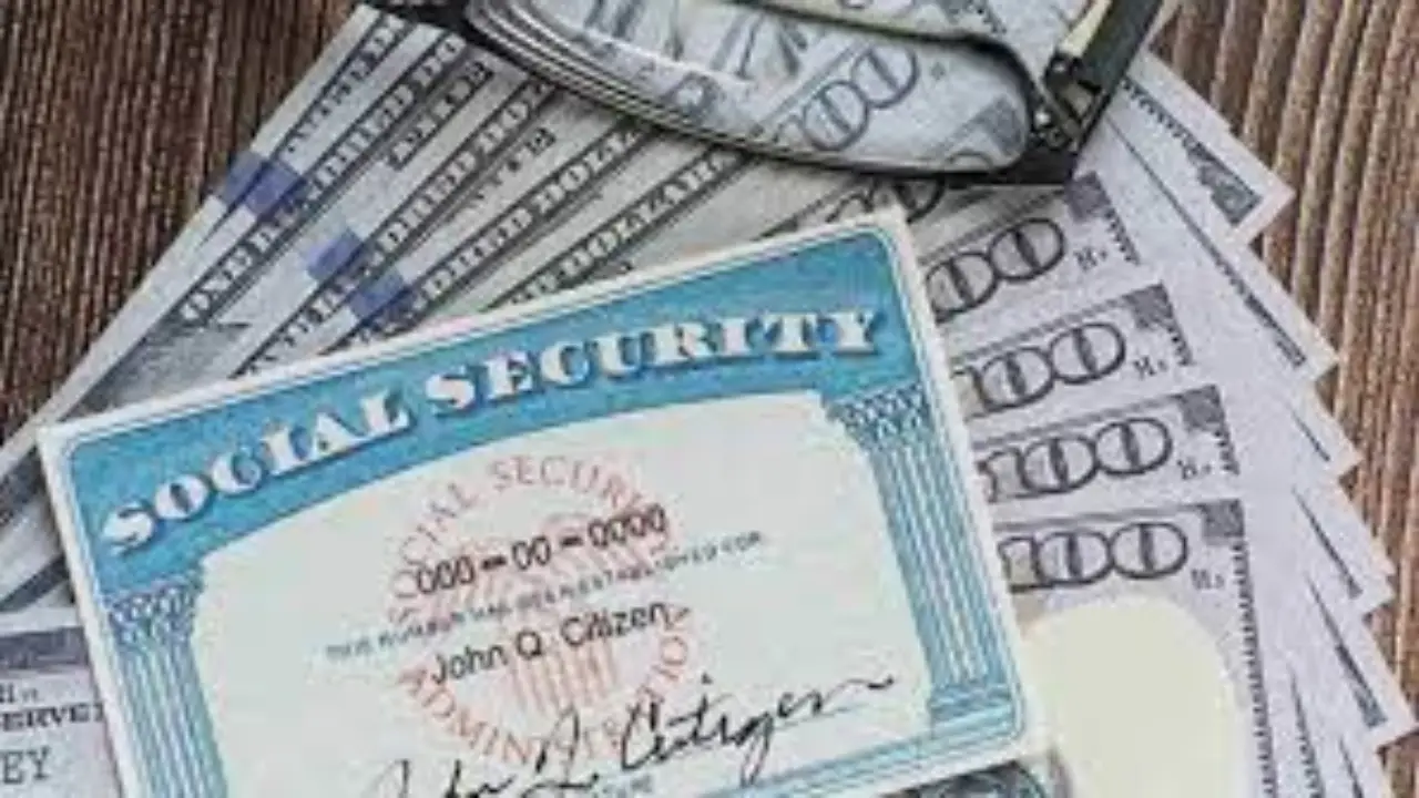 Social Security Benefits to Face Potential 21% Cut by 2034: Is Your Income at Risk?