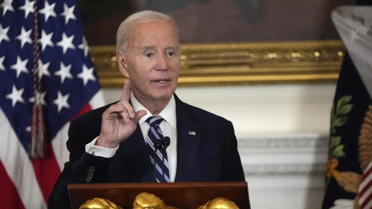 Biden Signs Social Security Fairness Act to Boost Benefits for Retired Public Servants, Including Teachers & Police Officers!