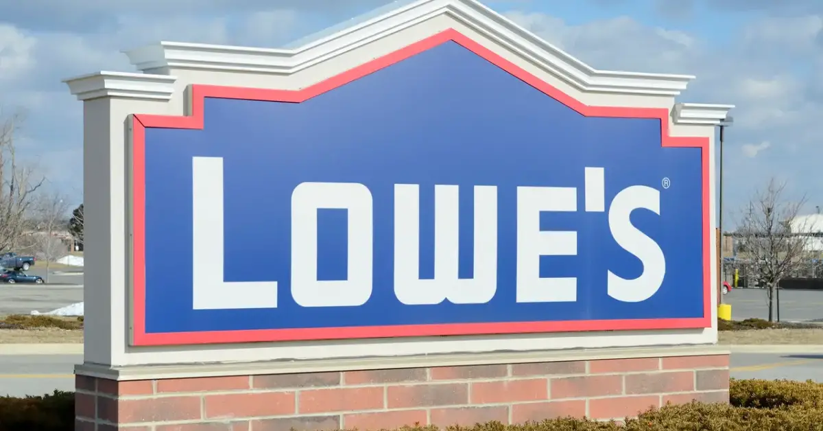 Hurry! 5 Hot Spring Buys at Lowe’s That Won’t Last Long