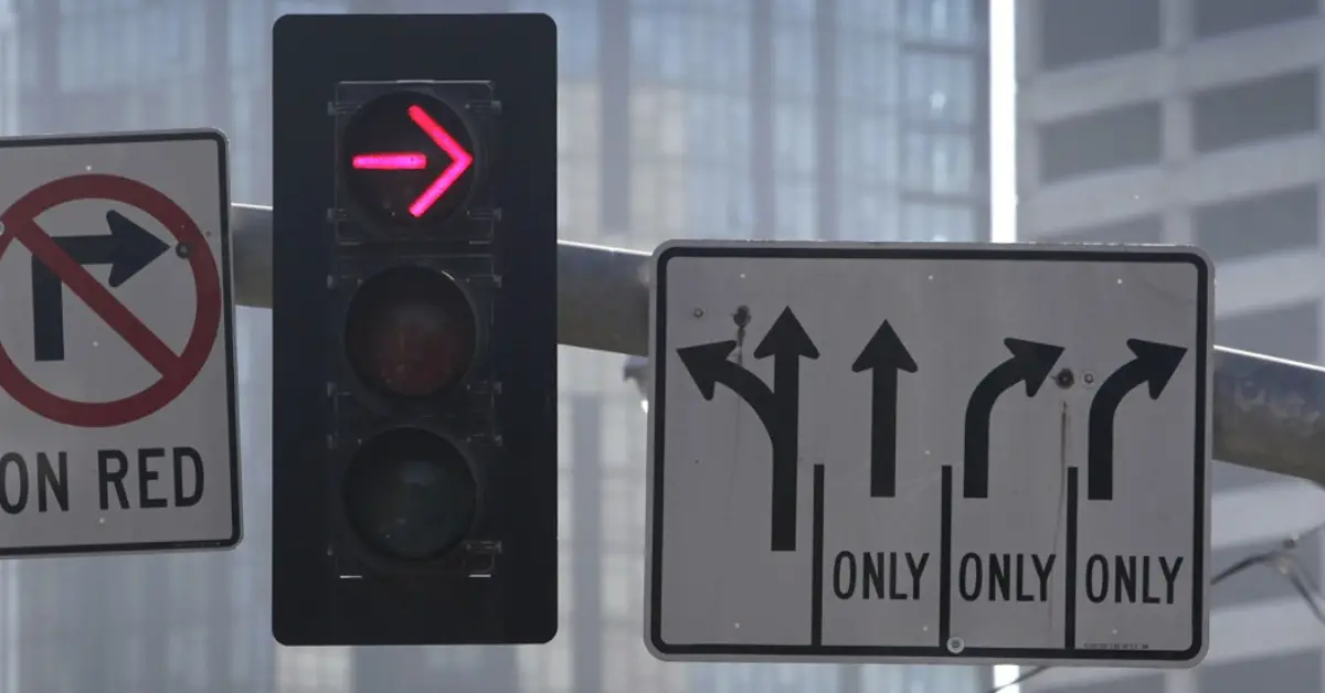 Texas’s New Rule on Right Turns at Red Lights: Everything You Need to Know