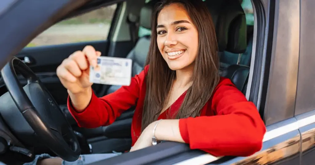 Driver’s License Renewals in Rhode Island: Latest Requirements and Rules for Drivers!