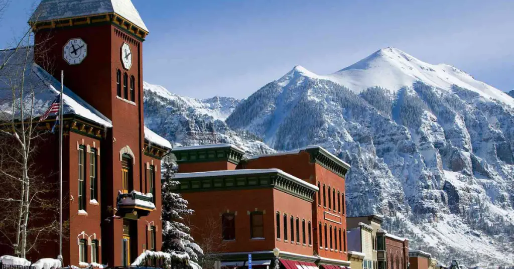 10 Unusual Colorado Towns You Need to Visit Before They're Gone