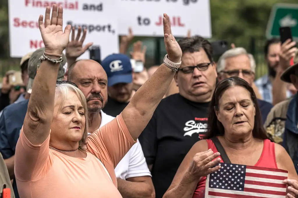 Trump’s Refugee Status Shift: The First 49 White South Africans Leave for the United States