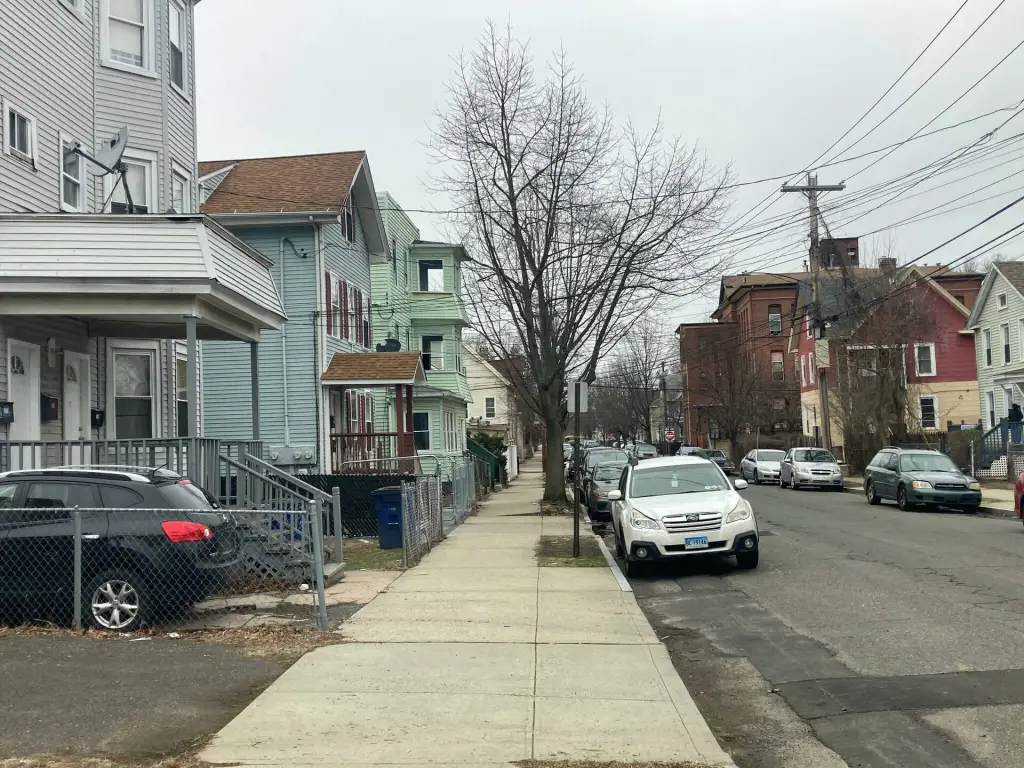 N.J. Man Shot and Killed in Newark: Investigation into Fatal Shooting in Progress