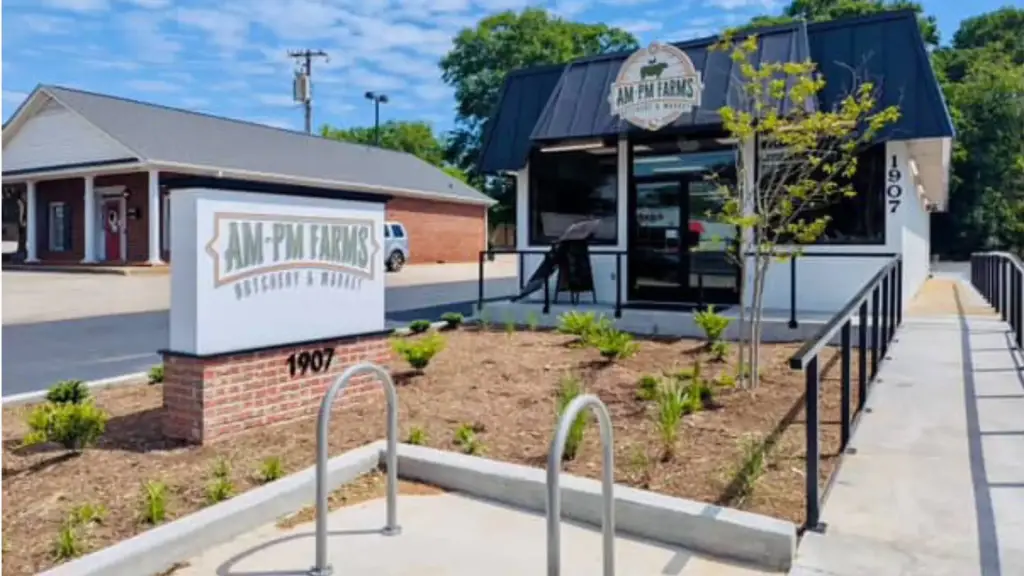 Anderson’s Windsor Place Shopping Center Sells for a Stunning $5.9 Million