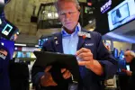 Wall Street Stocks Rebound: How Trump’s Tariffs Are Shaping the Market?