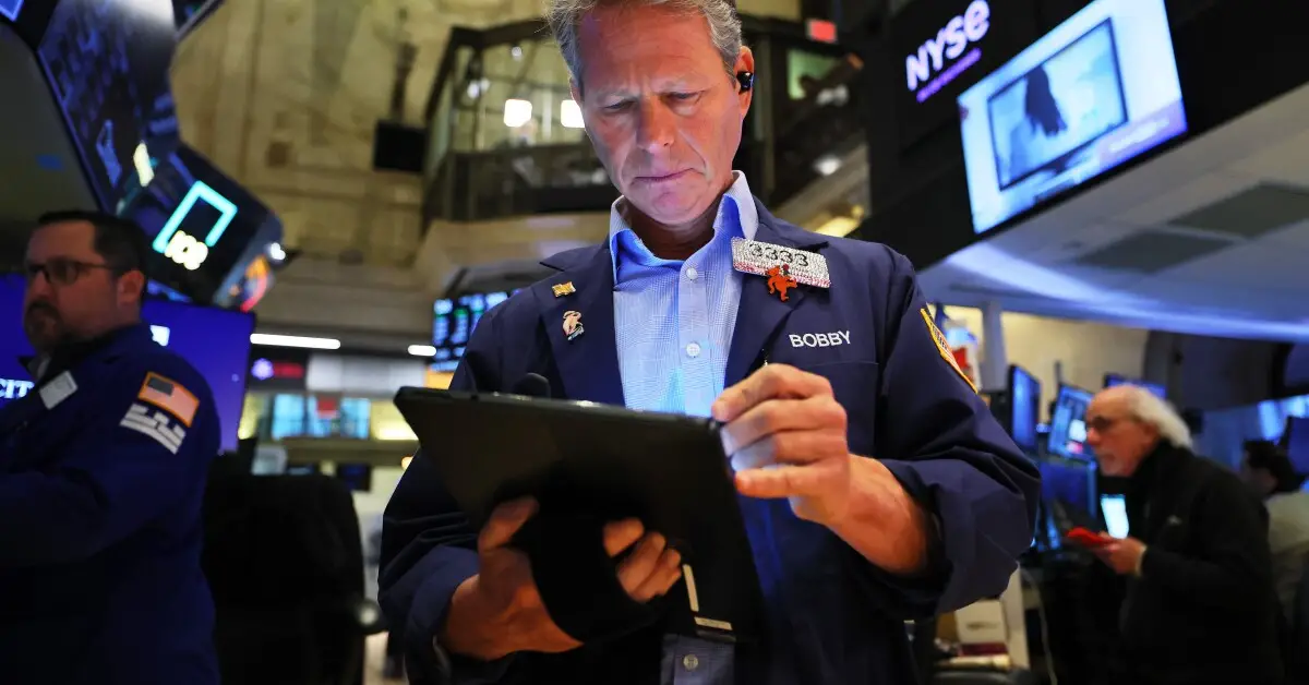 Wall Street Stocks Rebound: How Trump’s Tariffs Are Shaping the Market?