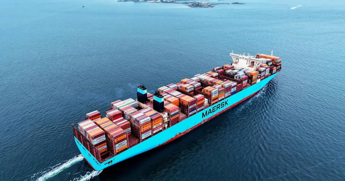 Trump's Trade War: How Uncertainty and Deadlines Shape the Outcome?