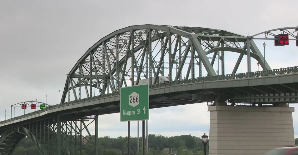 2 People Arrested After Taking Wrong Turn Onto Peace Bridge