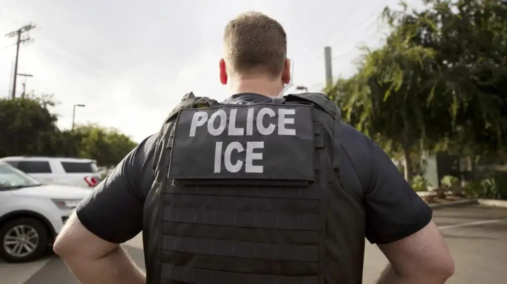 Mayor Sparks Outrage After Urging Community to Aid Criminal Aliens in Escaping Deportation