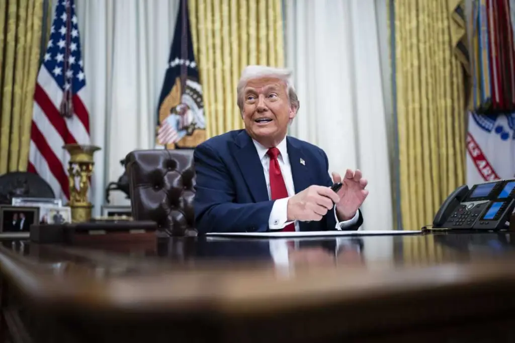 U.S. Lawyers Urge Tariff-Affected Companies to Rethink Bonus Plans