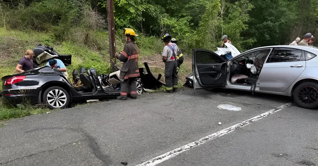 Port Tobacco Road Crash Results in 4 Injuries, Child Airlifted to Nearby Trauma Center