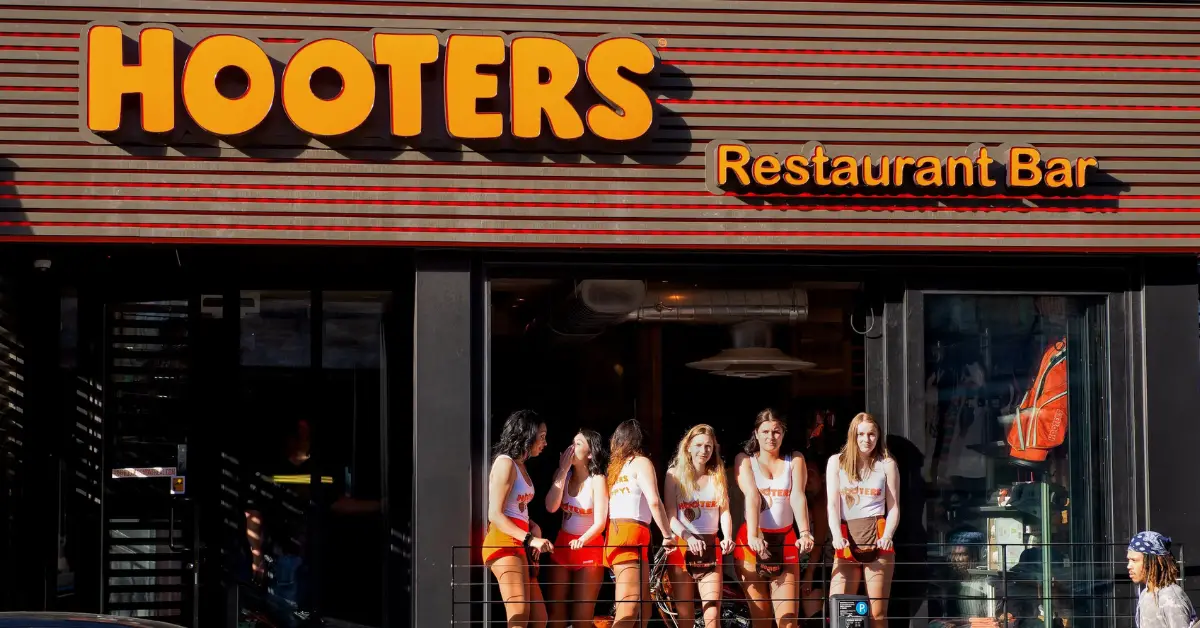 Hooters Closes 30+ Restaurants in a 'Difficult Decision' as Company Restructures