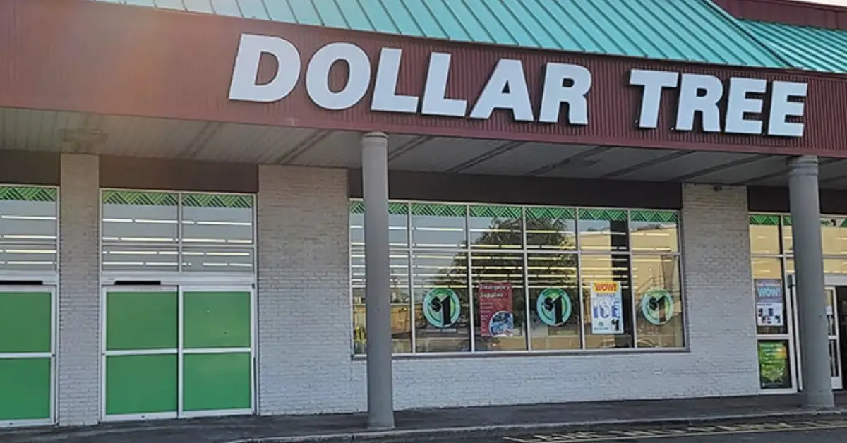 New Jersey’s Enormous Dollar Store Draws Shoppers Looking for Deals and Surprises