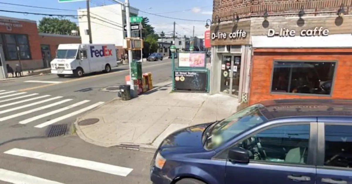 Horrific Teen Attack: 3 Girls Beat and Tase 15-Year-Old at NYC Subway