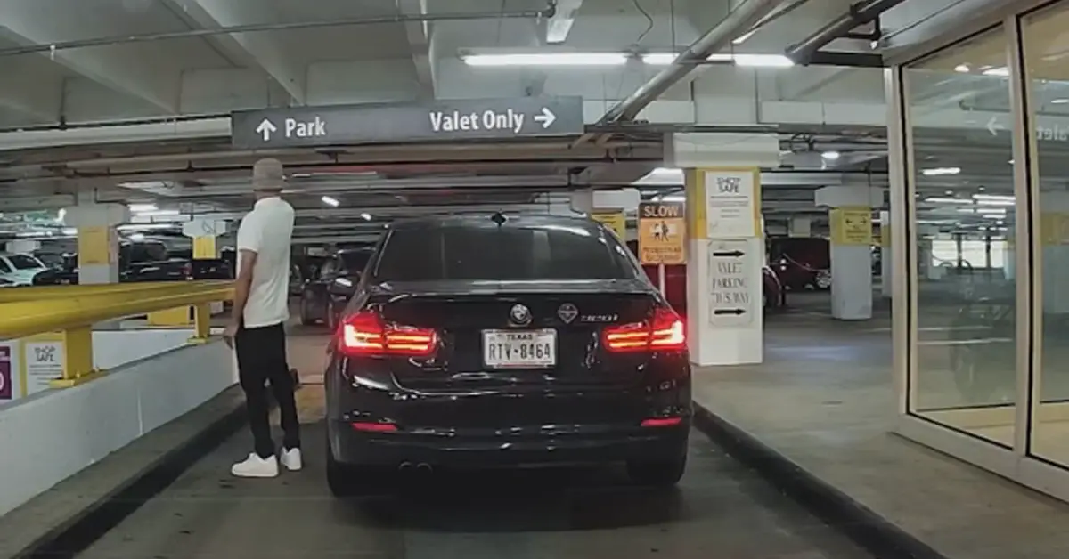 Shooting at Pasadena Mall: Woman Urges Sellers to Stay Alert After Car Incident!