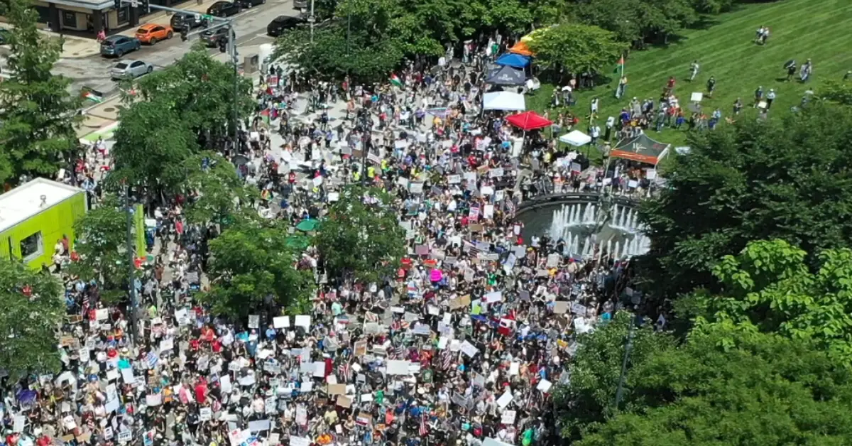 Breaking News: Thousands of Protesters Hit the Streets of St. Louis for ‘No Kings’ Demonstration