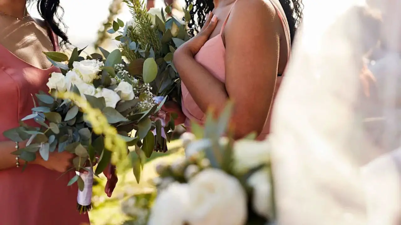 Bride’s Choice Surprises Childhood Best Friend Who Thought She’d Be Maid of Honor