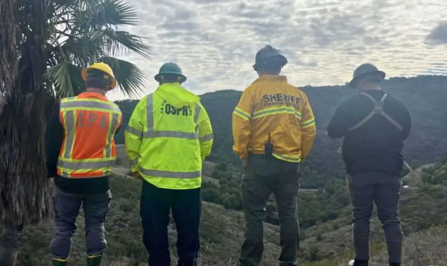Crews Work to Clean 420-Gallon Oil Spill in Ventura County Creek Ahead of Incoming Storm