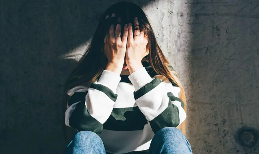 Grieving Daughter Says Unemployed Partner Accused Her of Being ‘Selfish’ for Wanting Help with Meals