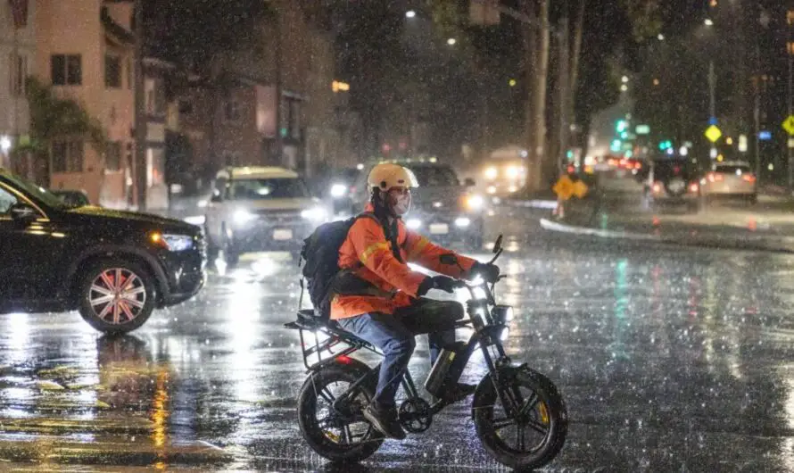 L.A. Braces for Heavy Rain and Thunderstorms as Storm System Strengthens
