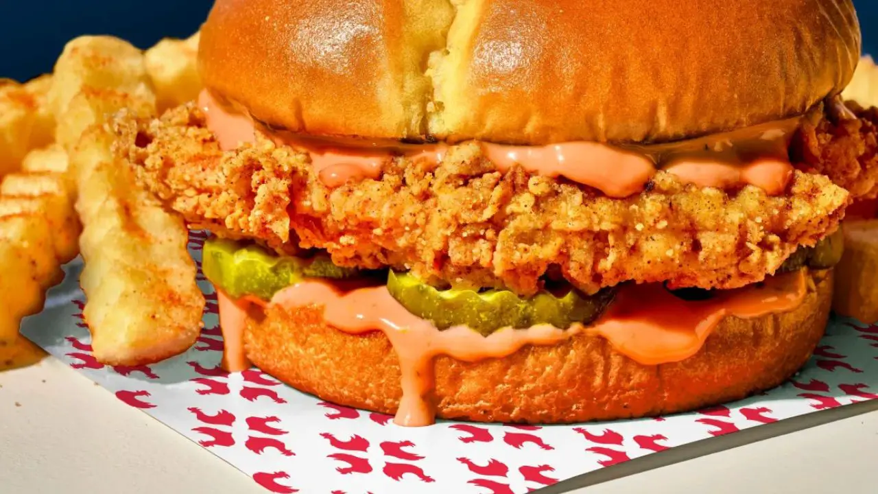 Popular Fried Chicken Restaurant Opening First Illinois Location Near Chicago